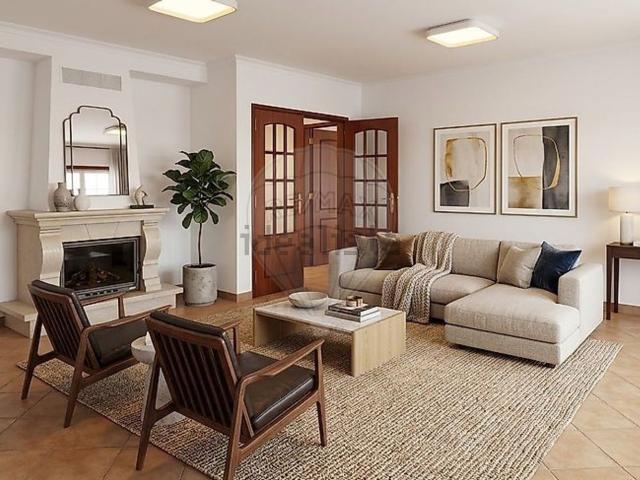 Apartamento, Corroios