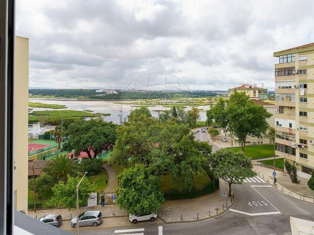 Apartamento, Corroios