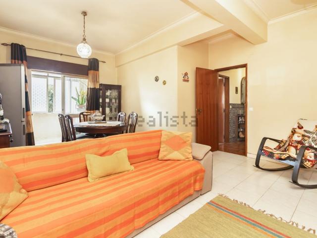 Apartamento, Corroios