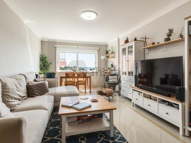 Apartamento, Corroios