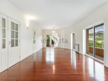 Apartamento, Costa