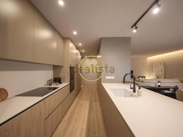 Apartamento, Costa