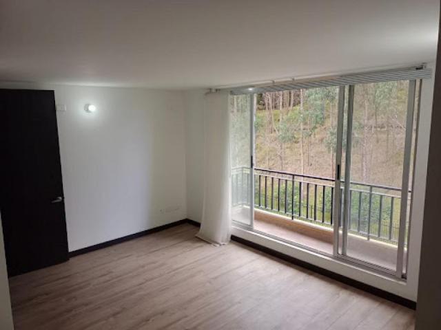 APARTAMENTO CL 4 ESTE 1 100 URB PEDREGAL BL 8 AP 403, Sin Barrio, Madrid