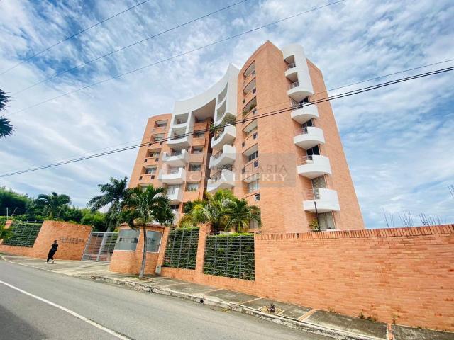 APARTAMENTO CLL 30 # 6 23 EDIFICIO ALCAZABA BELLAVISTA APTO 402, Bellavista, Cúcuta
