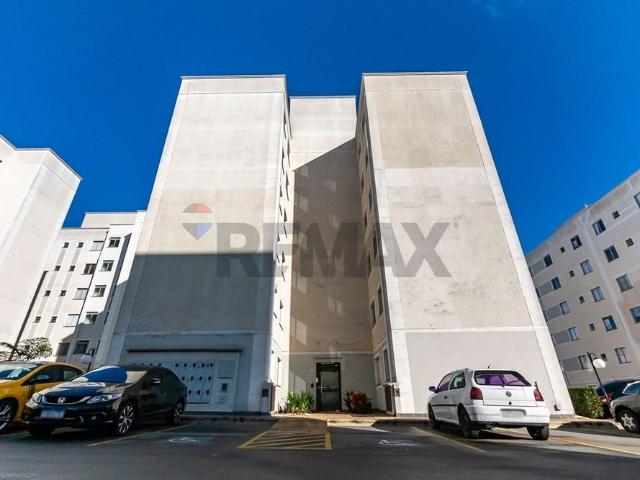 Apartamento Club para Locação com 2 Quartos e 2 Vagas de Garagem