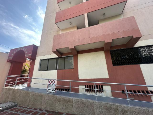 APARTAMENTO CRA 2 # 23 15 APTP 903, Los Troncos, Santa Marta