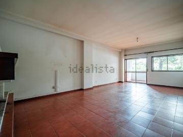 Apartamento, Creixomil