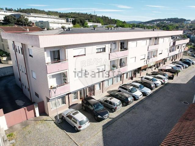 Apartamento, Creixomil
