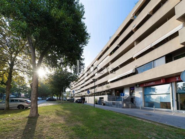 Apartamento, Creixomil