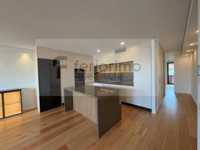 Apartamento, Creixomil