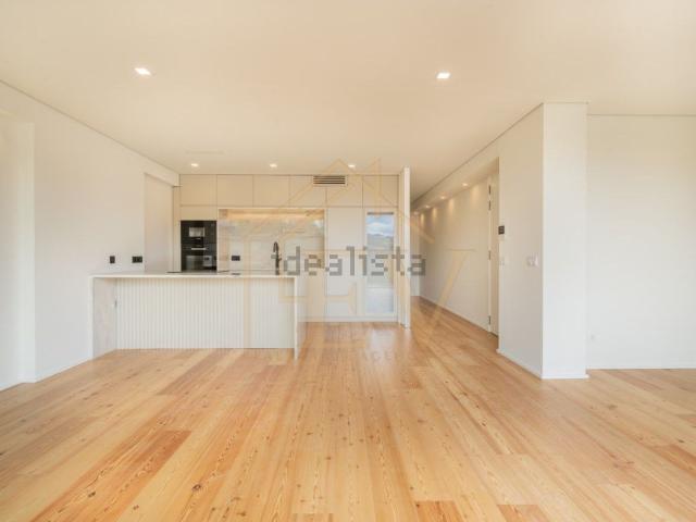 Apartamento, Creixomil