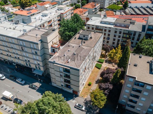 Apartamento, Creixomil
