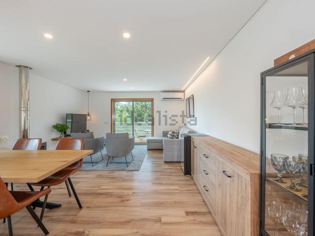 Apartamento, Crestuma
