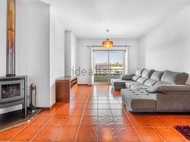 Apartamento, Cristelos Boim Ordem