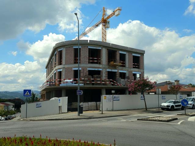 Apartamento, Cristelos Boim Ordem