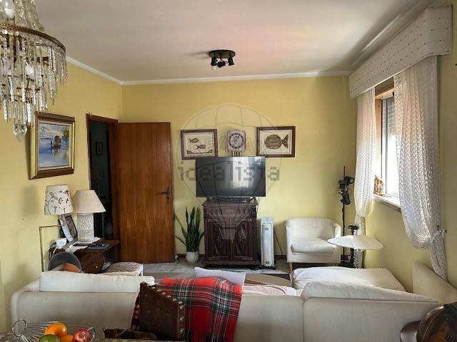 Apartamento, Custóias
