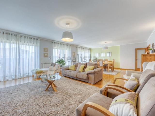 Apartamento, Custóias
