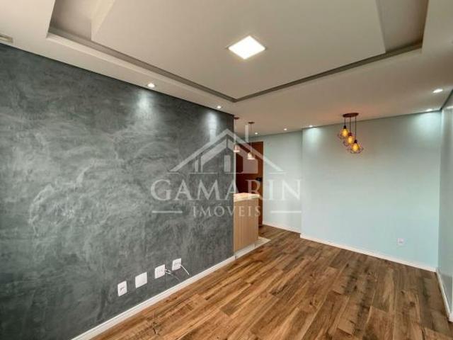 Apartamento de 43m², 2 dormitórios, armário planejados, vaga de garagem