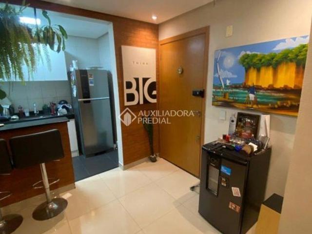 Apartamento de 43m²,com 2 dormitórios, vaga de garagem