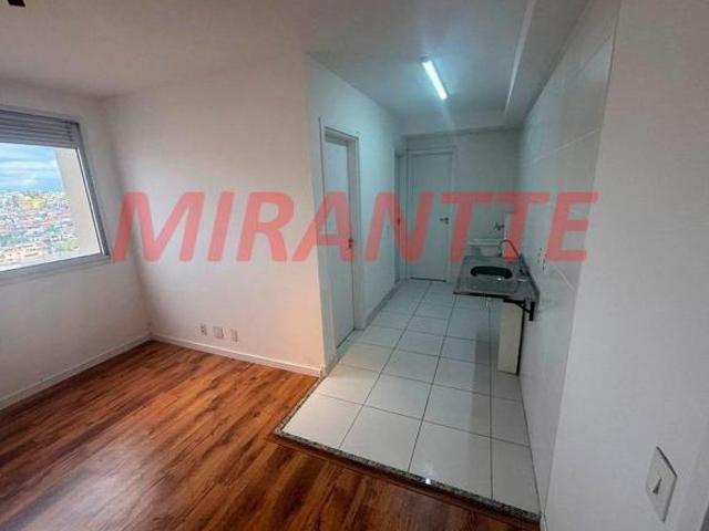 Apartamento de 43m² com 2 quartos