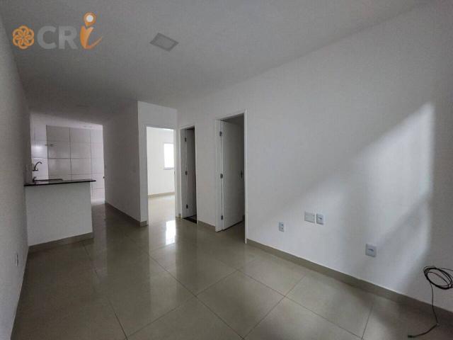 Apartamento de 47 m² na Dulcinéia Gondim Montese Fortaleza CE, aluguel por R$ 1.100/mês