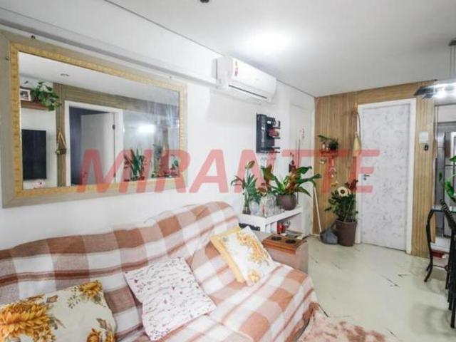 Apartamento de 47m² com 2 quartos