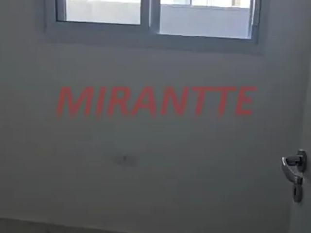Apartamento de 45m² com 2 quartos em Vila Mazzei