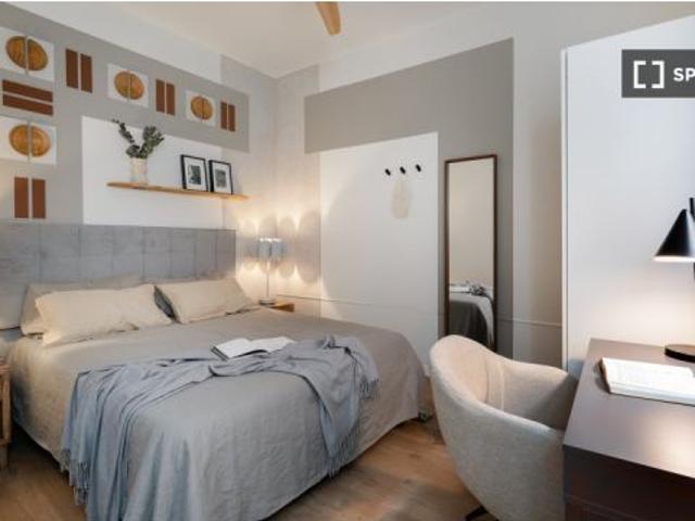 Apartamento de 4 dormitorios en alquiler en Pacífico