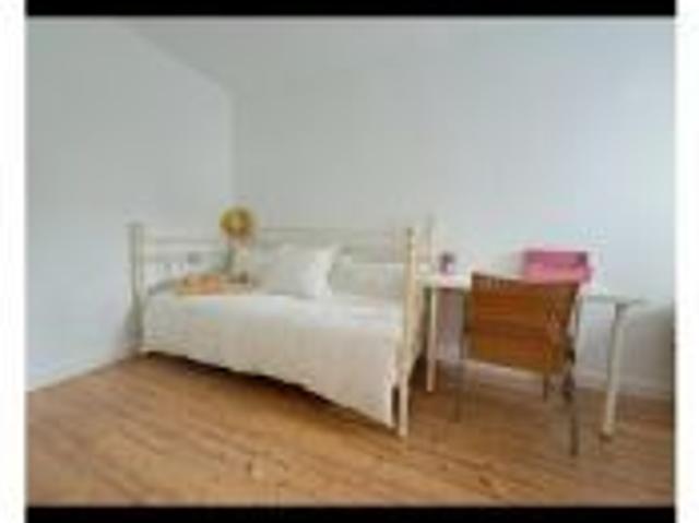 Apartamento de 4 habitaciones en alquiler en Zapillo, Almería