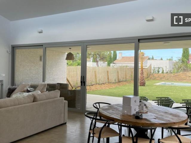 Apartamento de 4 habitaciones en alquiler en Cartaya