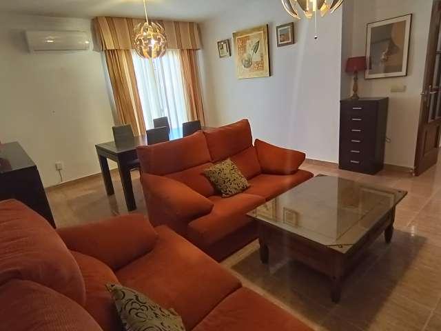 Apartamento de 4 habitaciones en alquiler en Dúrcal, Granada