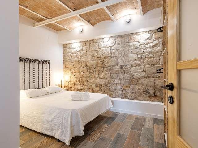 Apartamento de 4 habitaciones en alquiler en El Poble Sec, Barcelona