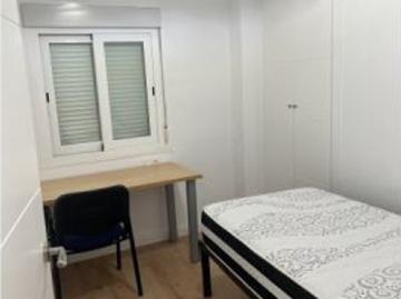 Apartamento de 4 habitaciones en alquiler en El Plantar, gastos incluidos