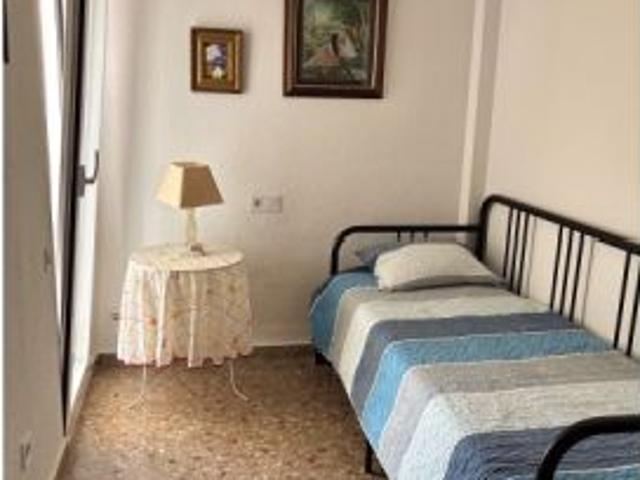 Apartamento de 4 habitaciones en alquiler en El Saler, Valencia. Se admiten parejas