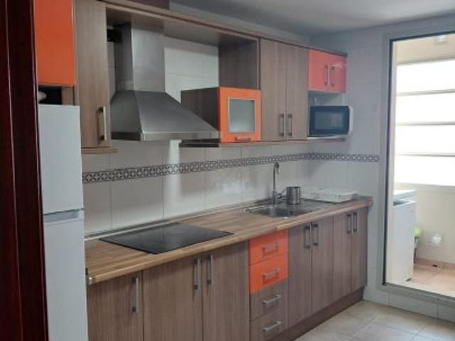 Apartamento de 4 habitaciones en alquiler en Hacienda Bizcochero