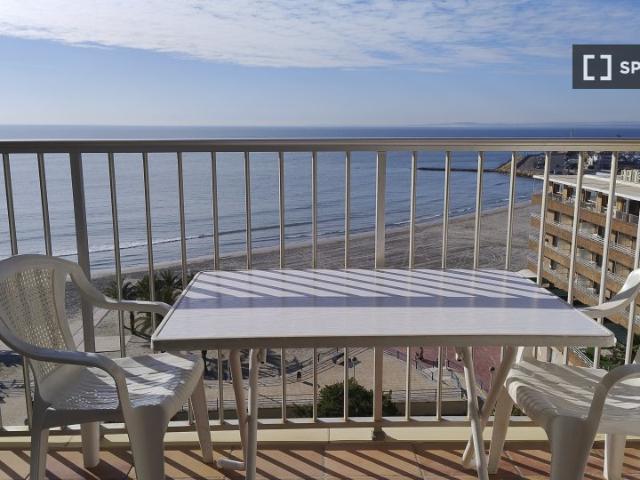 Apartamento de 4 habitaciones en alquiler en Santa Pola
