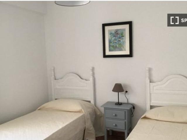 Apartamento de 4 habitaciones en alquiler en San Basilio, Córdoba, gastos incluidos