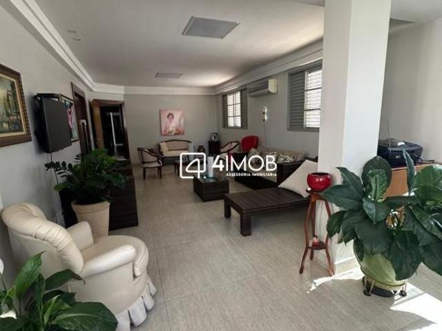 APARTAMENTO DE 4 QUARTOS, 4 VAGAS GARAGEM EXCELENTE PADRÃO