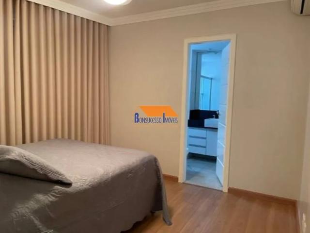 Apartamento de 4 quartos no bairro Silveira