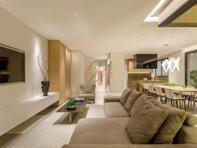Apartamento de 4 Suítes à Venda no Edifício Nio | Bigorrilho Curitiba