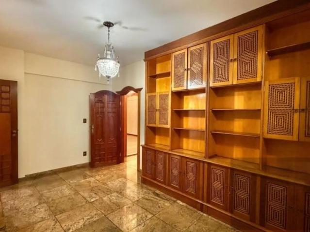 APARTAMENTO DE 4 SUÍTES PARA LOCAÇÃO DE 252M, NO ED. PARIS