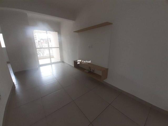 Apartamento de 52 m² Enseada Guarujá, aluguel por R$ 2.700/mês