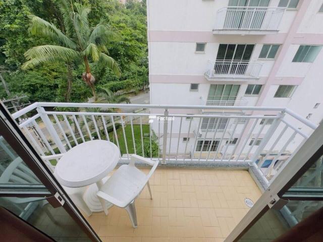 Apartamento de 57 m² Enseada Guarujá, aluguel por R$ 2.500/mês