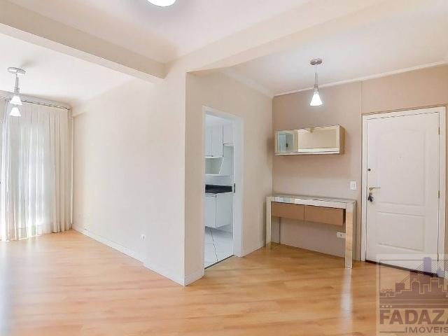 Apartamento de 55 m² na Curupaitis Santa Quitéria Curitiba PR, aluguel por R$ 2.450/mês