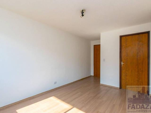 Apartamento de 55 m² na João Batista Trentin Tingui Curitiba PR, aluguel por R$ 2.000/mês