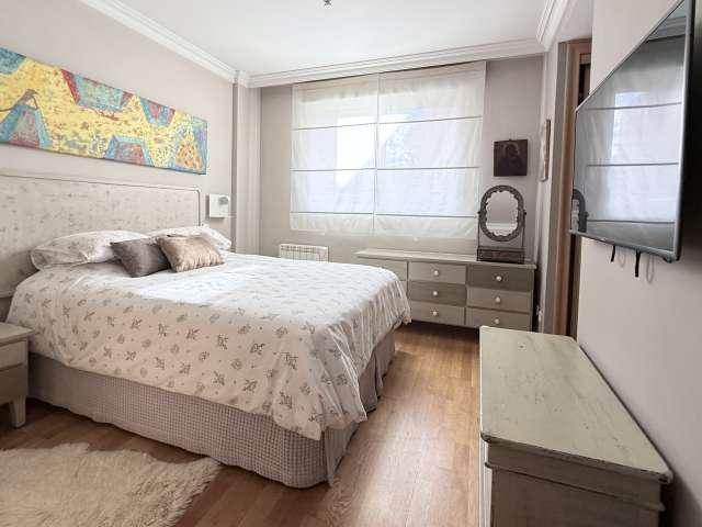 Apartamento de 5 habitaciones en alquiler en Valdefuentes, Madrid