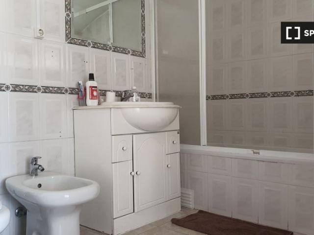 Apartamento de 5 quartos para alugar em Coimbra