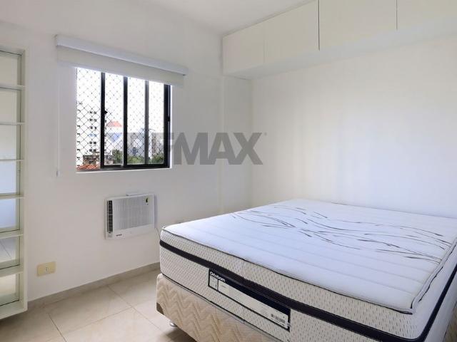 Apartamento de 69m quadrados semi mobiliado com 3 quartos, sendo 1 suíte. 1 Garagem coberta