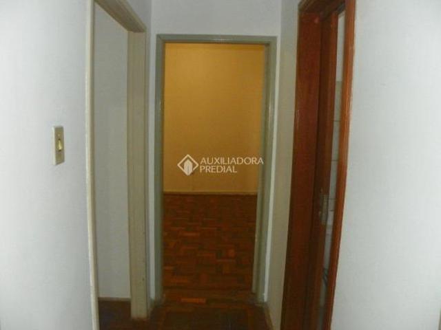 Apartamento de 72m² com 2 quartos e 1 vaga de garagem no bairro Medianeira
