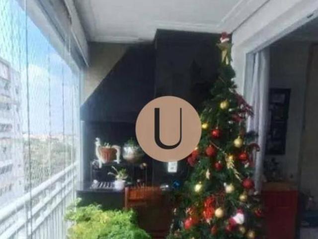 Apartamento de 77 m², 03 dormitorios, 02 Vagas, 100m do Metro